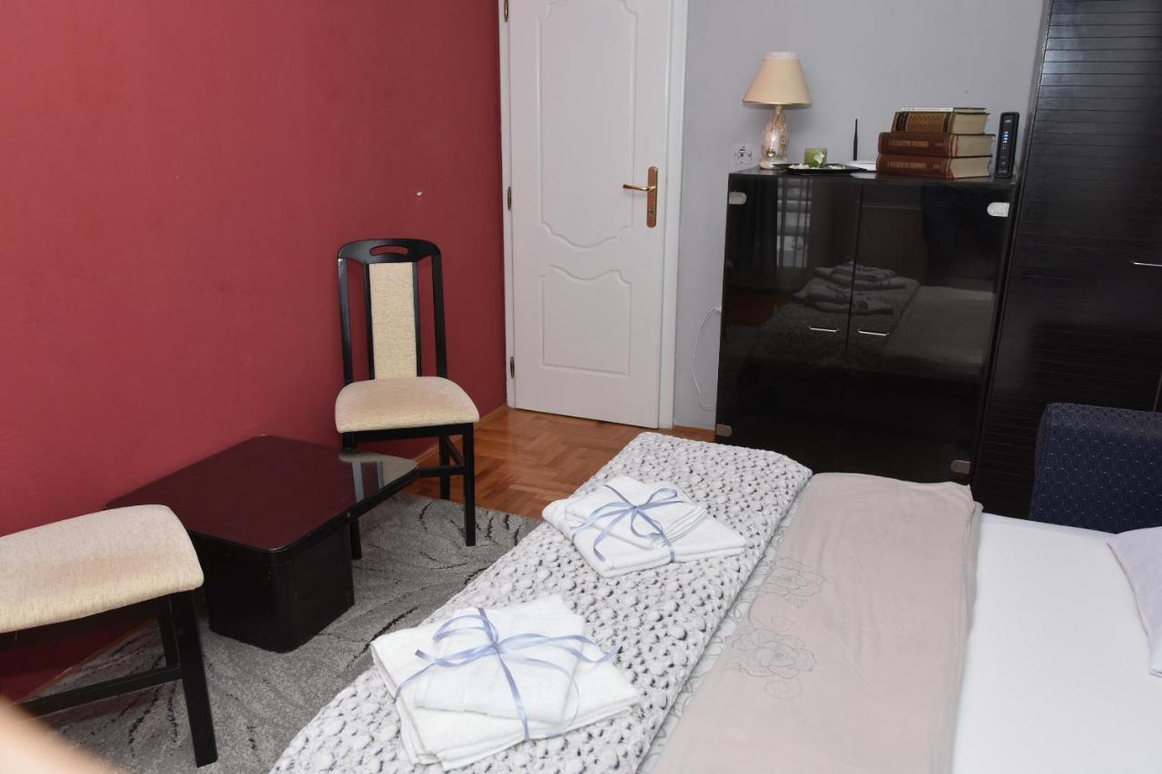 Blue House Apartment Ni Екстериор снимка