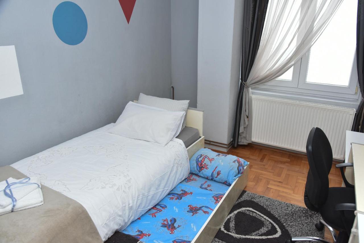 Blue House Apartment Ni Екстериор снимка