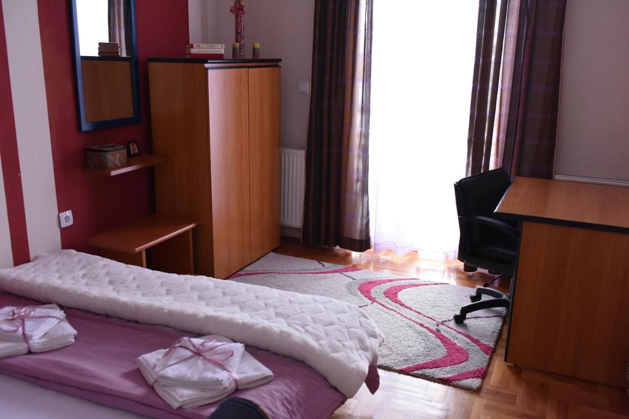Blue House Apartment Ni Екстериор снимка